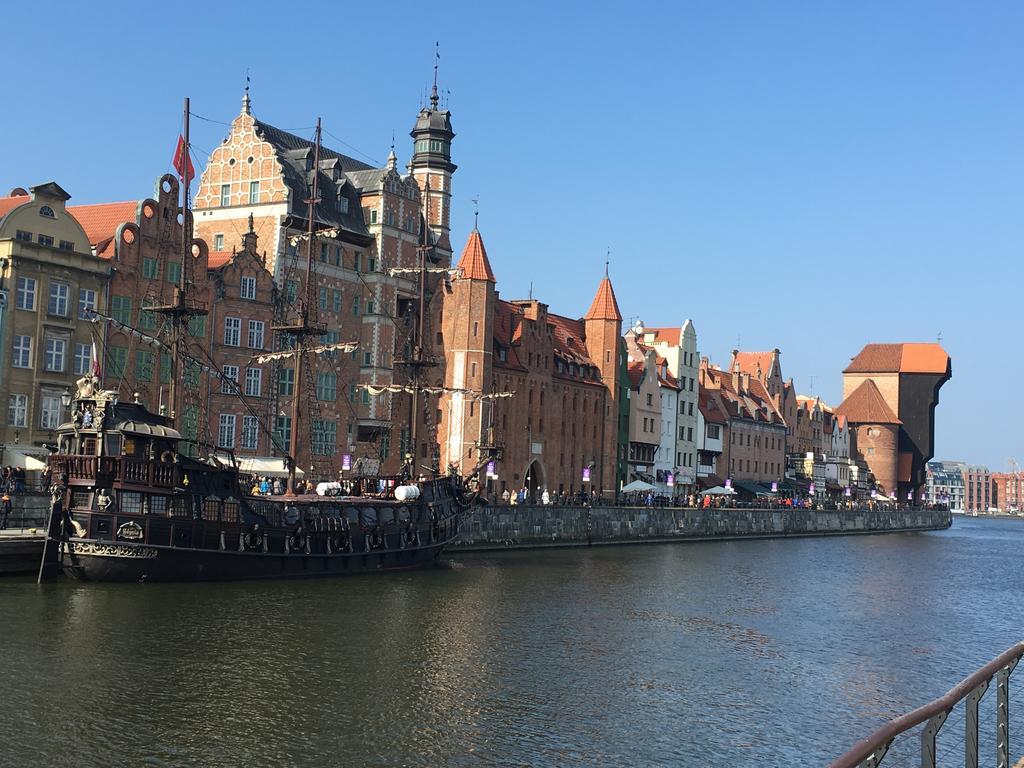 Apartamenty Dlugi Targ Gdańsk Exterior foto